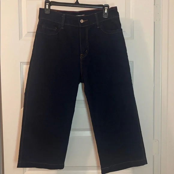 Levi's 512 Dark Indigo perfect slimming Capri SZ 10 high rise wide leg NWOT - Picture 2 of 15